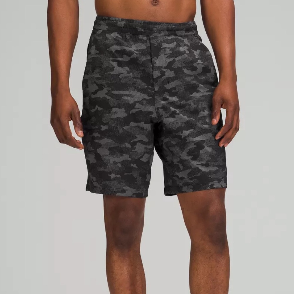Lululemon Pace Breaker Linerless Short 9"